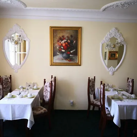 Hotel Antonie 3*